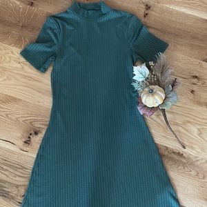 Green turtleneck dress